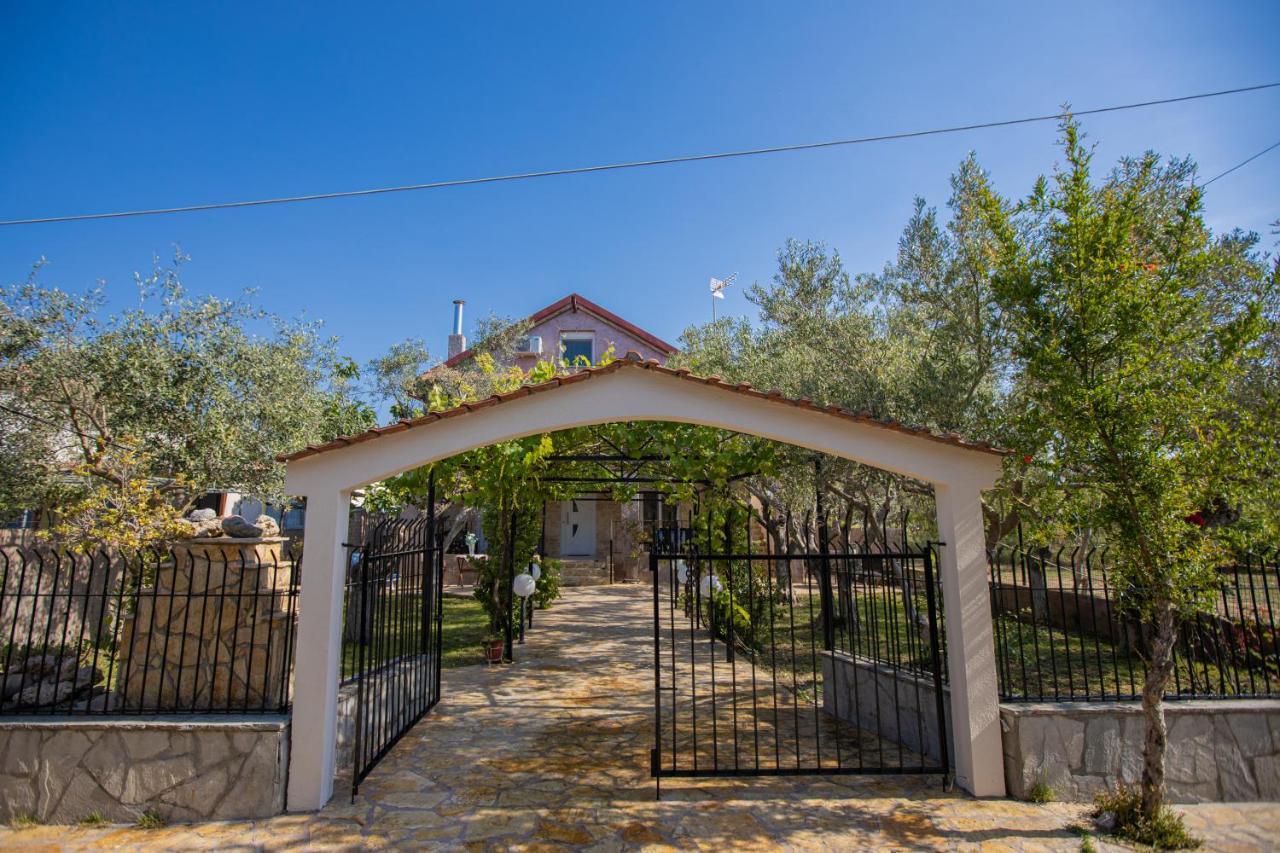 Villa Vergia Sozopoli Bagian luar foto