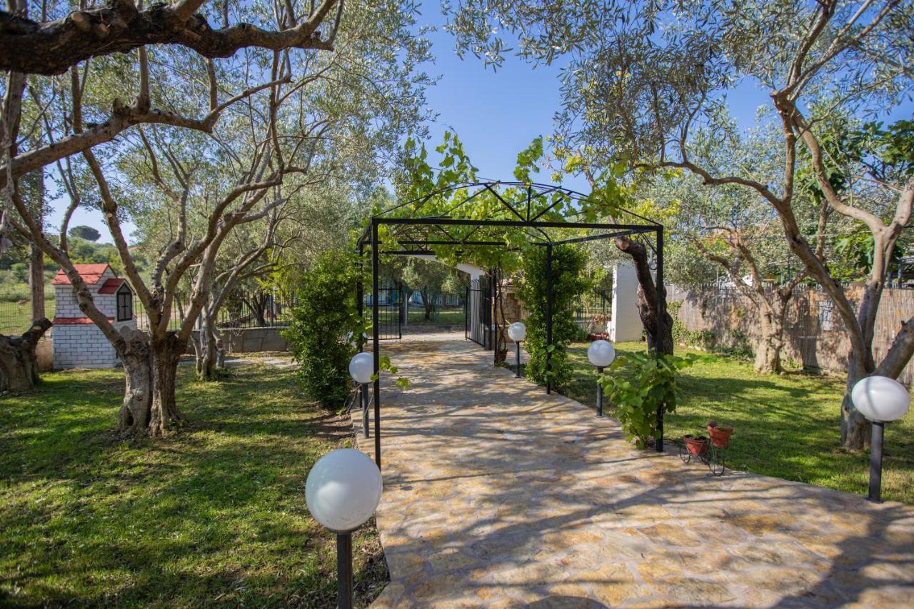 Villa Vergia Sozopoli Bagian luar foto